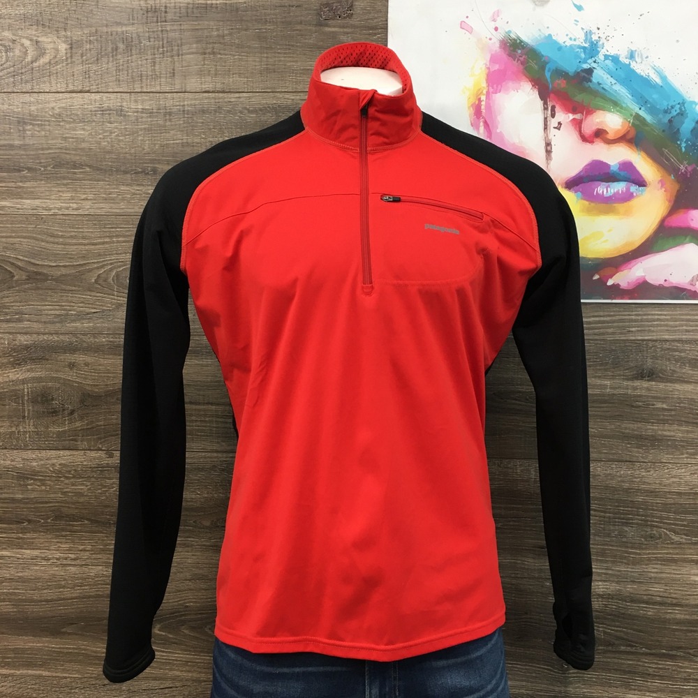 Patagonia Wind Shield Pullover Mens L Red Black Grid Fleece 1/2 Zip Thumb Holes